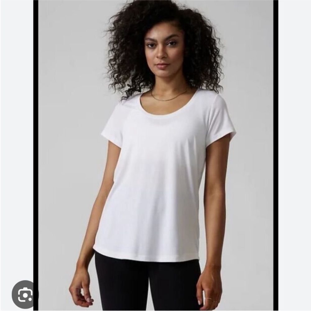 Athleta Stratus II Tee in White Size XL